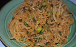 Spicy Sesame Noodles&nbsp;(Daikon)